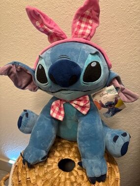 Stitch Easter greeter ages three and up NWT